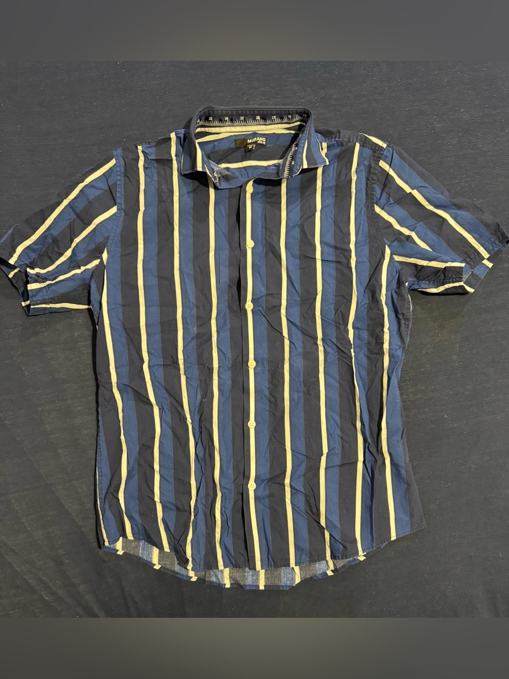Men’s Medium Murano Navy, White & Blue Vertical Stripe Short-Sleeve Button-Down